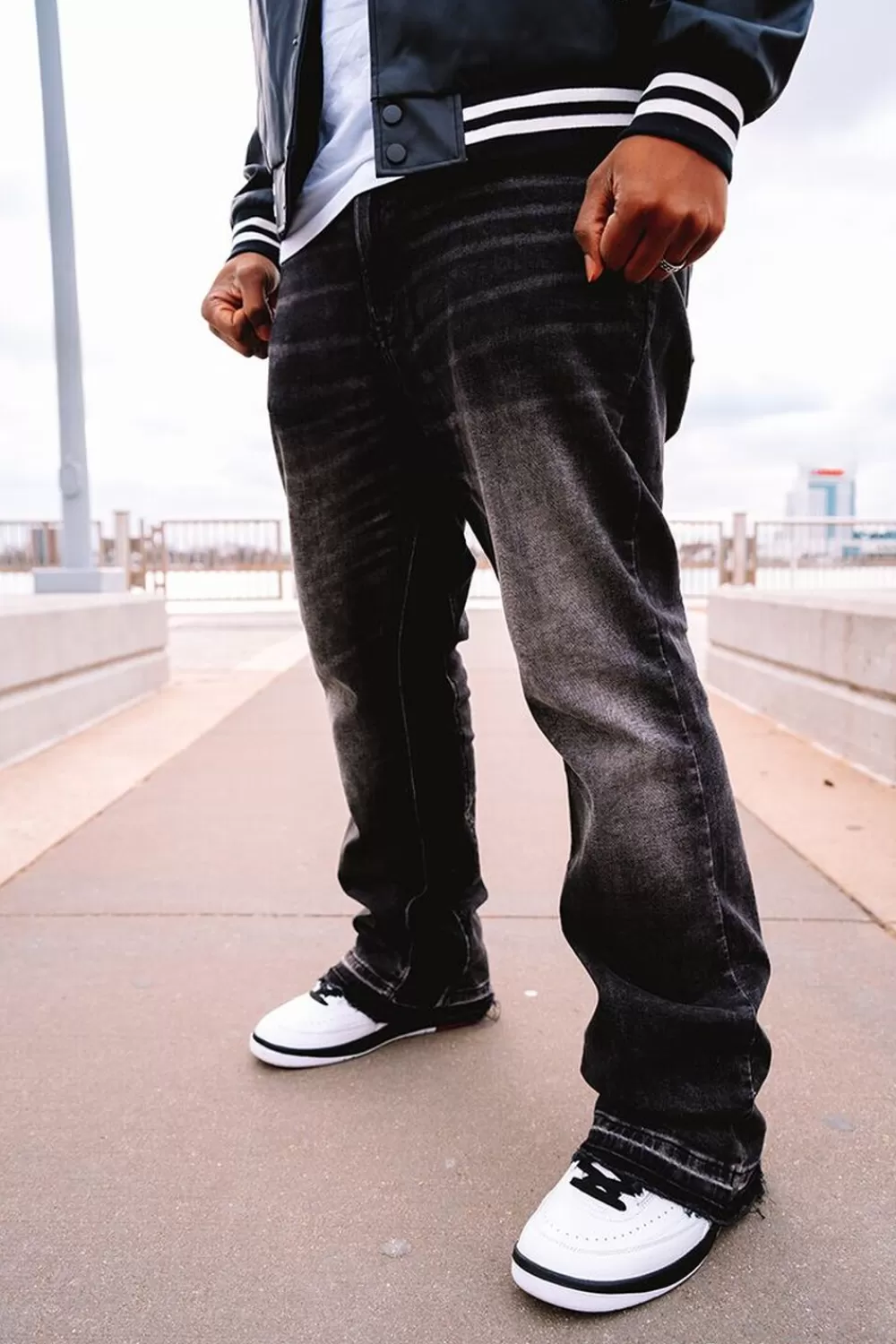 Jeans + Denim>Forever 21 Acid Wash Flare Jeans Black