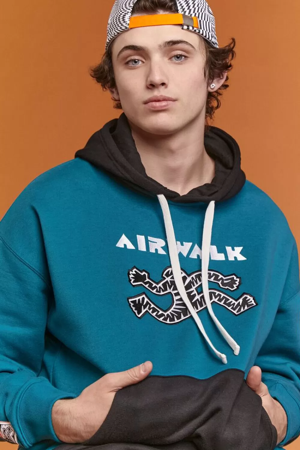 Graphic Tees>Forever 21 Airwalk Embroidered Fleece Hoodie Teal/Black