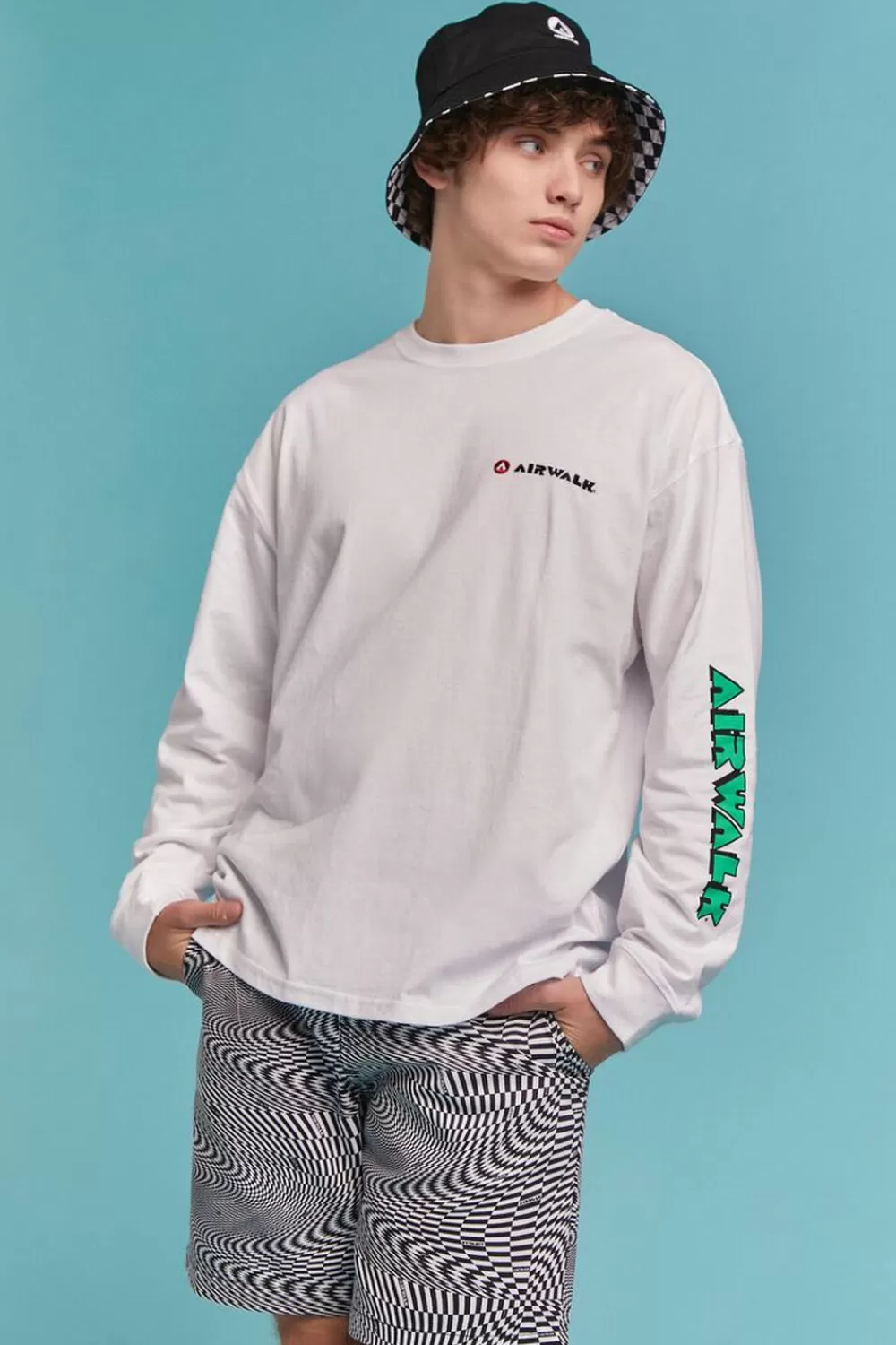 Graphic Tees>Forever 21 Airwalk Skateboard Long-Sleeve Tee White/Multi