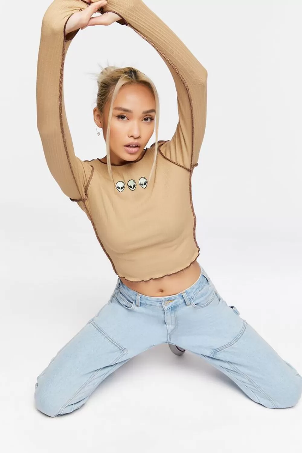 Forever 21 Alien Graphic Long-Sleeve Tee | Women Tops