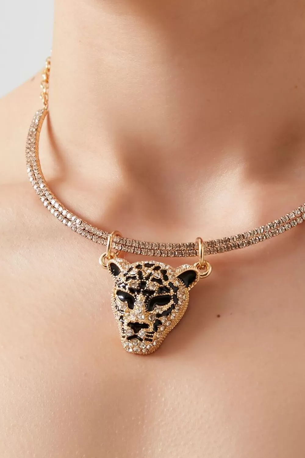 Necklaces>Forever 21 Cheetah Pendant Choker Necklace Gold