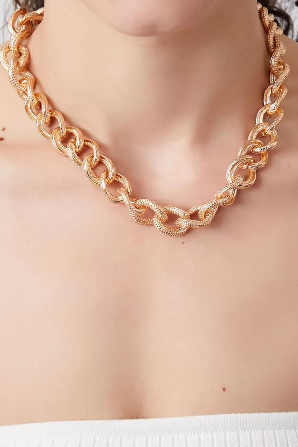 Necklaces>Forever 21 Chunky Curb Chain Necklace Gold