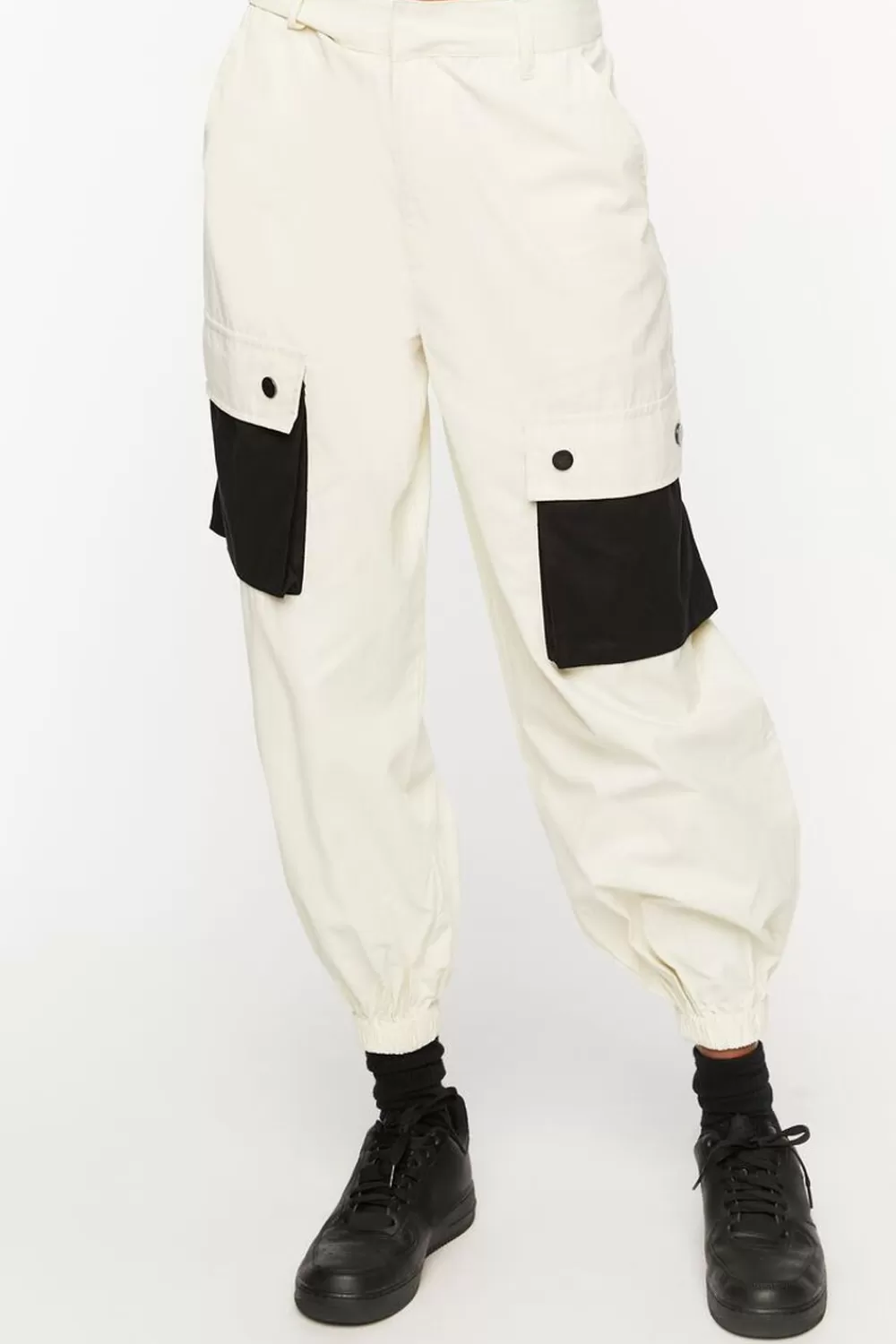 Matching Sets>Forever 21 Colorblock Cargo Joggers Ivory/Black