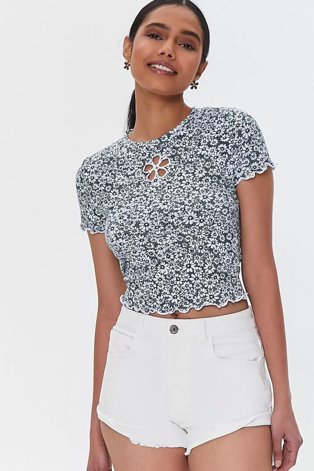 Bottoms>Forever 21 Cuffed Corduroy Shorts Cream