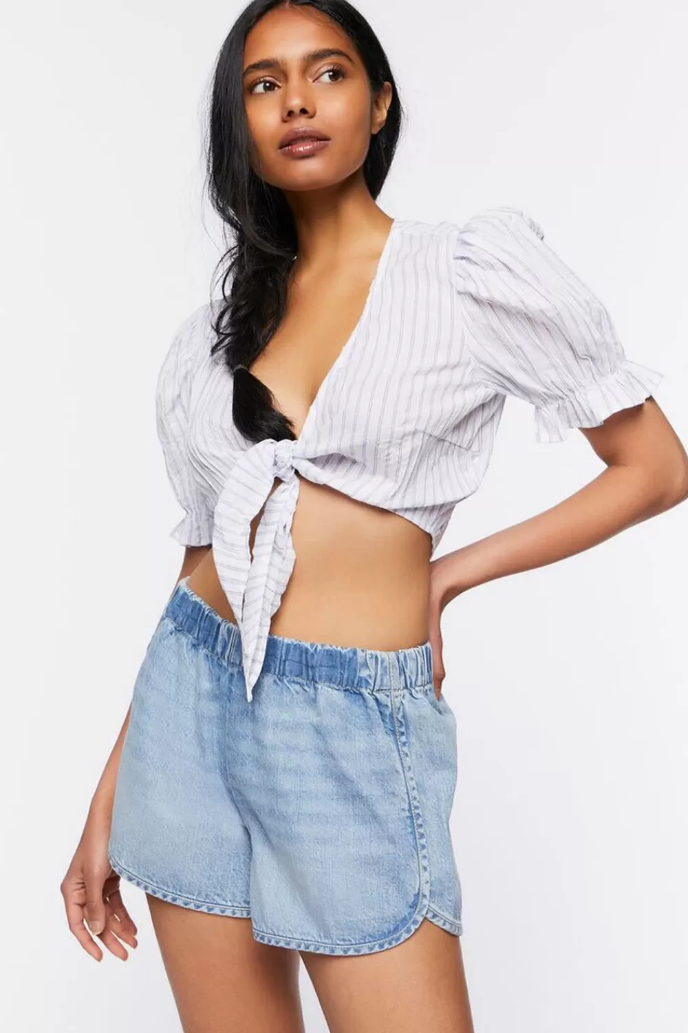 Bottoms>Forever 21 Dolphin-Hem Denim Shorts Light Denim