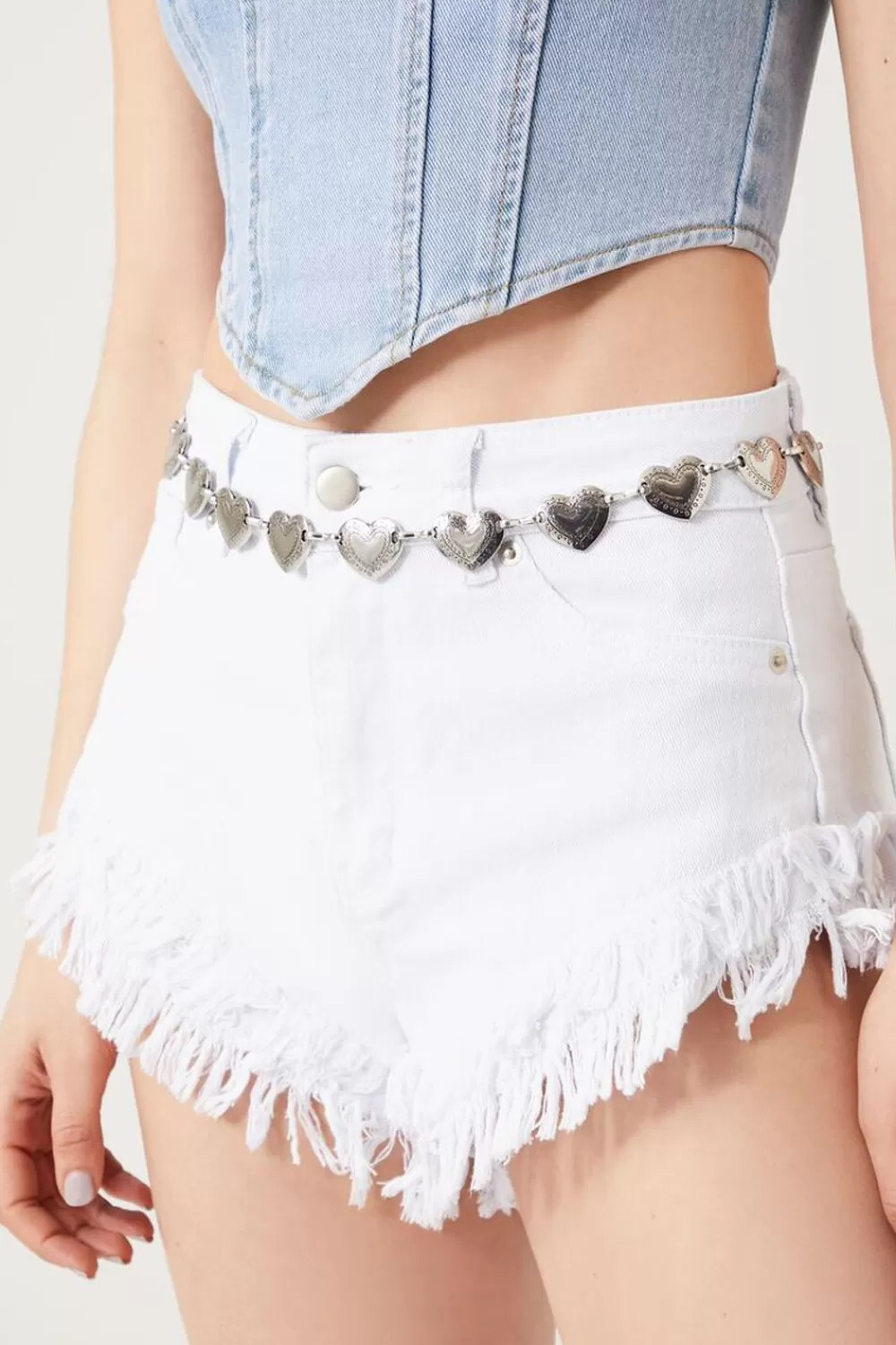 Belts>Forever 21 Etched Heart Hip Belt Silver