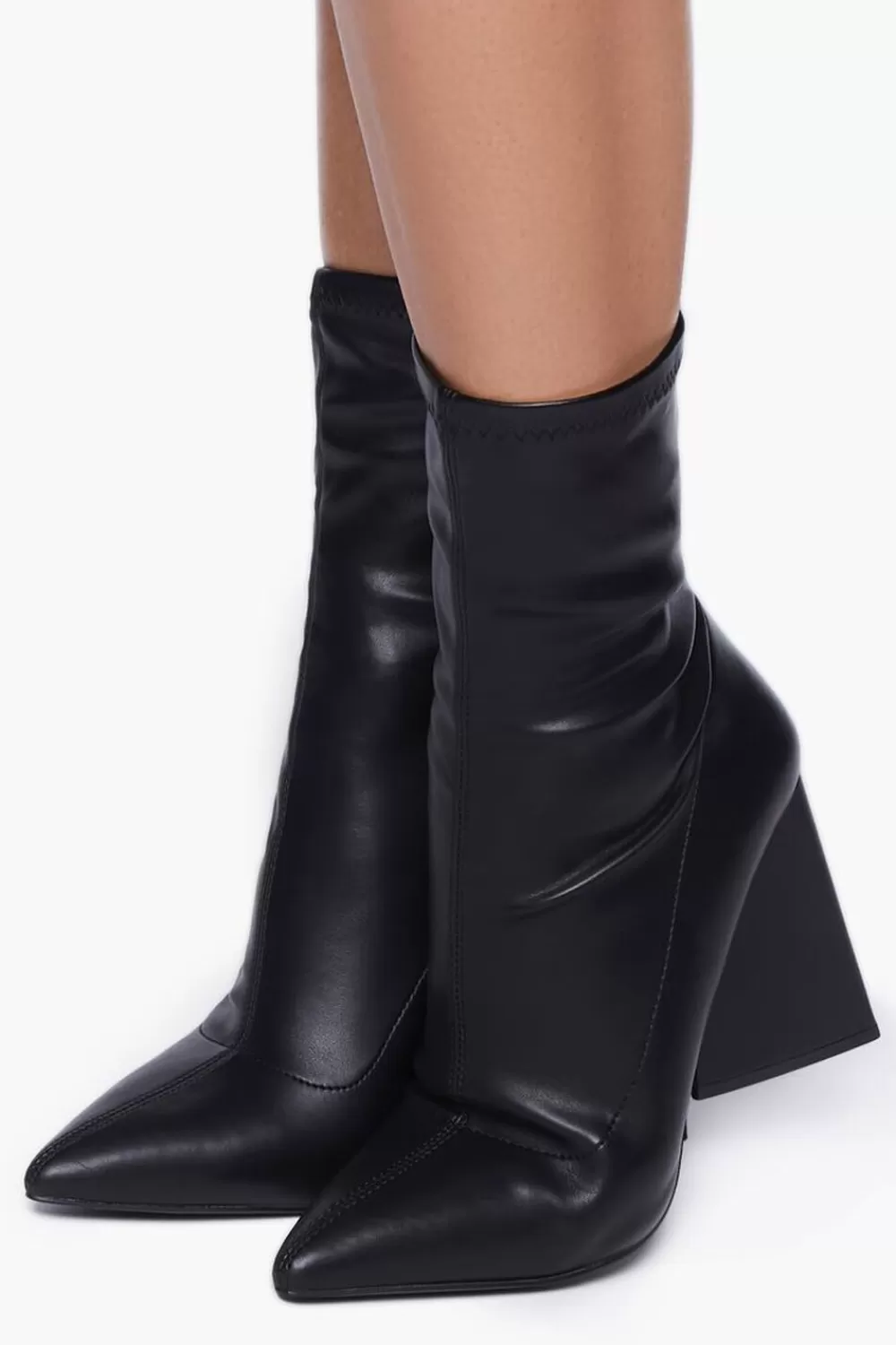 Boots + Booties>Forever 21 Faux Leather Pointed Booties Black