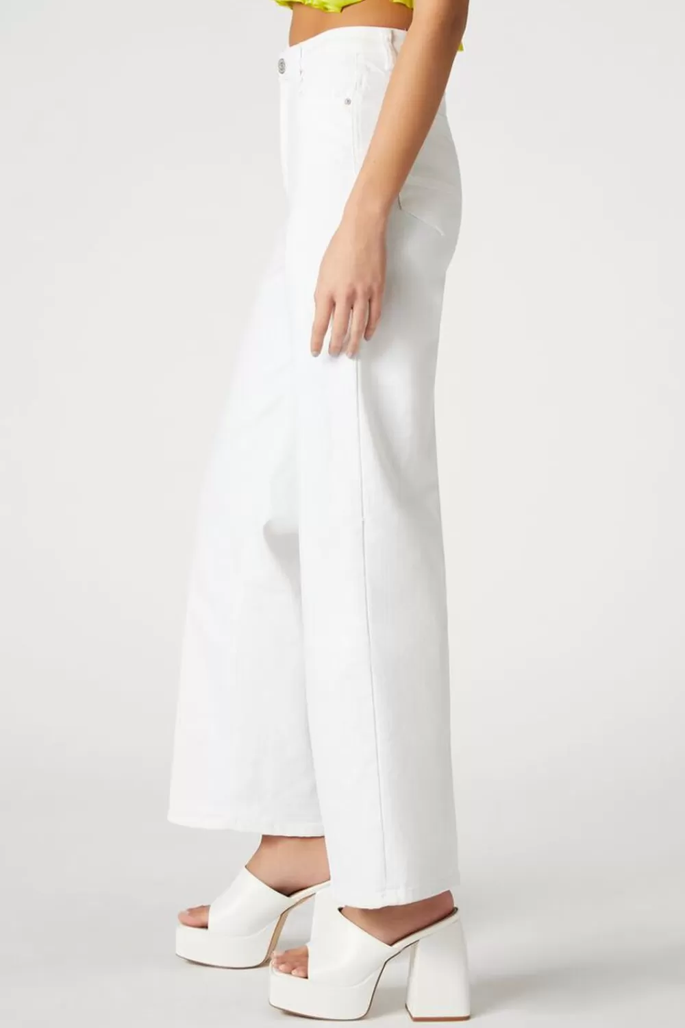 Bottoms>Forever 21 High-Rise Mom Jeans Cream