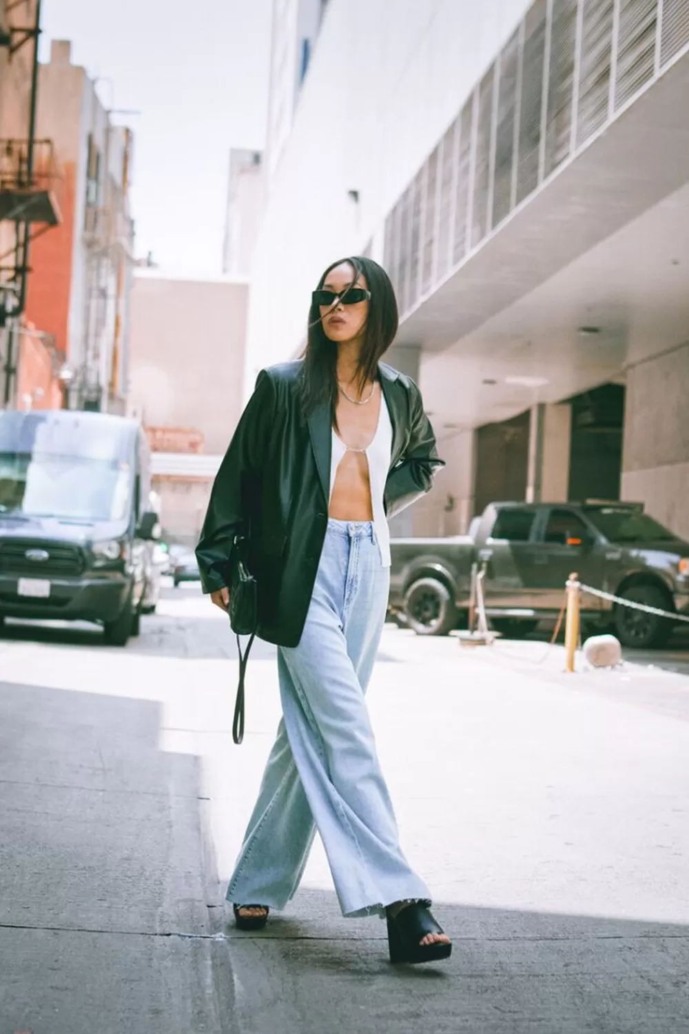 Bottoms>Forever 21 High-Rise Wide-Leg Jeans Light Denim