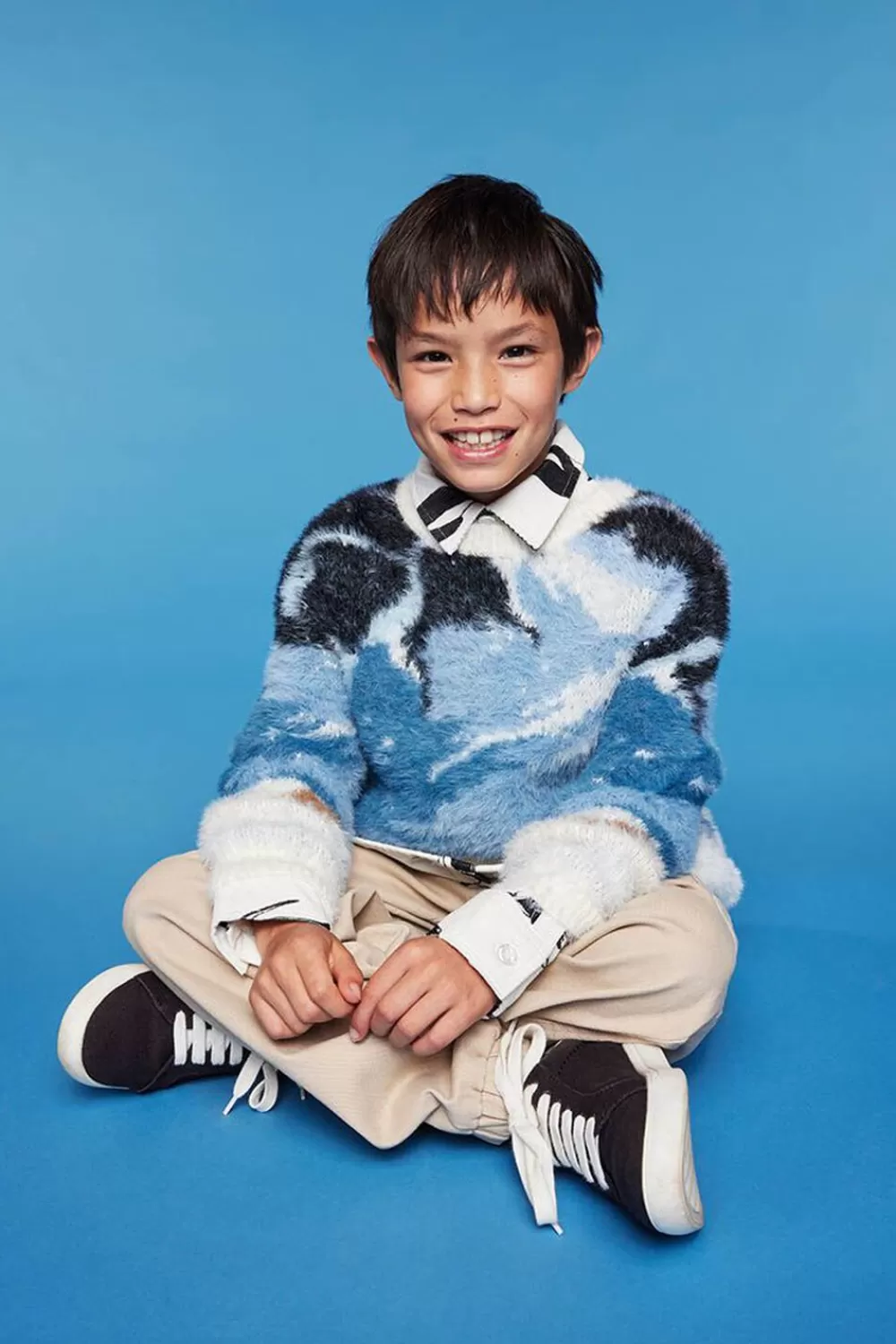 Sweaters + Cardigans>Forever 21 Kids Fuzzy Mountain Graphic Sweater (Girls + Boys) White/Multi