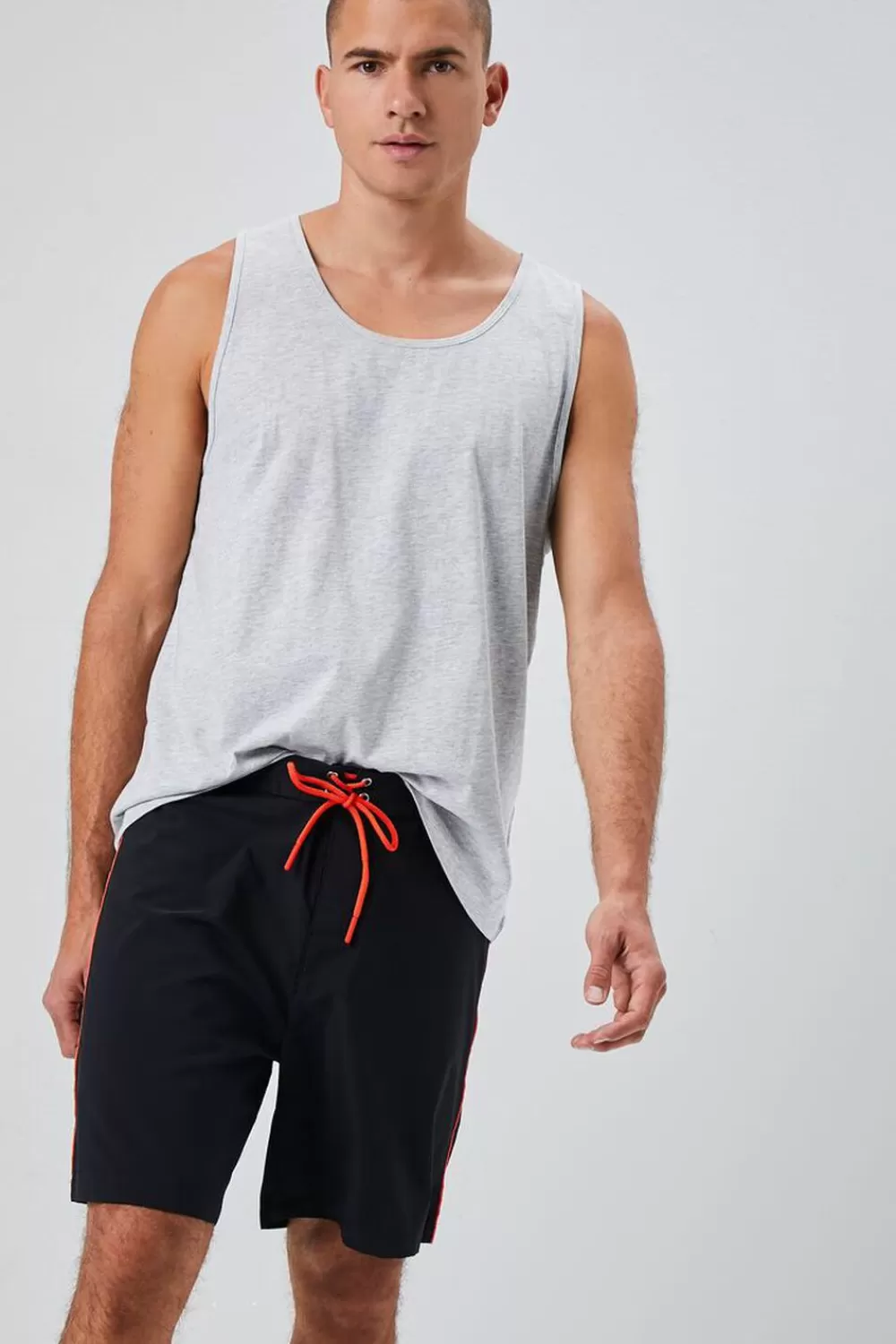 Bottoms>Forever 21 Lace-Up Contrast-Trim Swim Trunks Black/Red