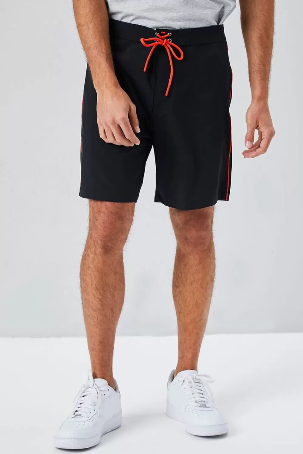 Bottoms>Forever 21 Lace-Up Contrast-Trim Swim Trunks Black/Red