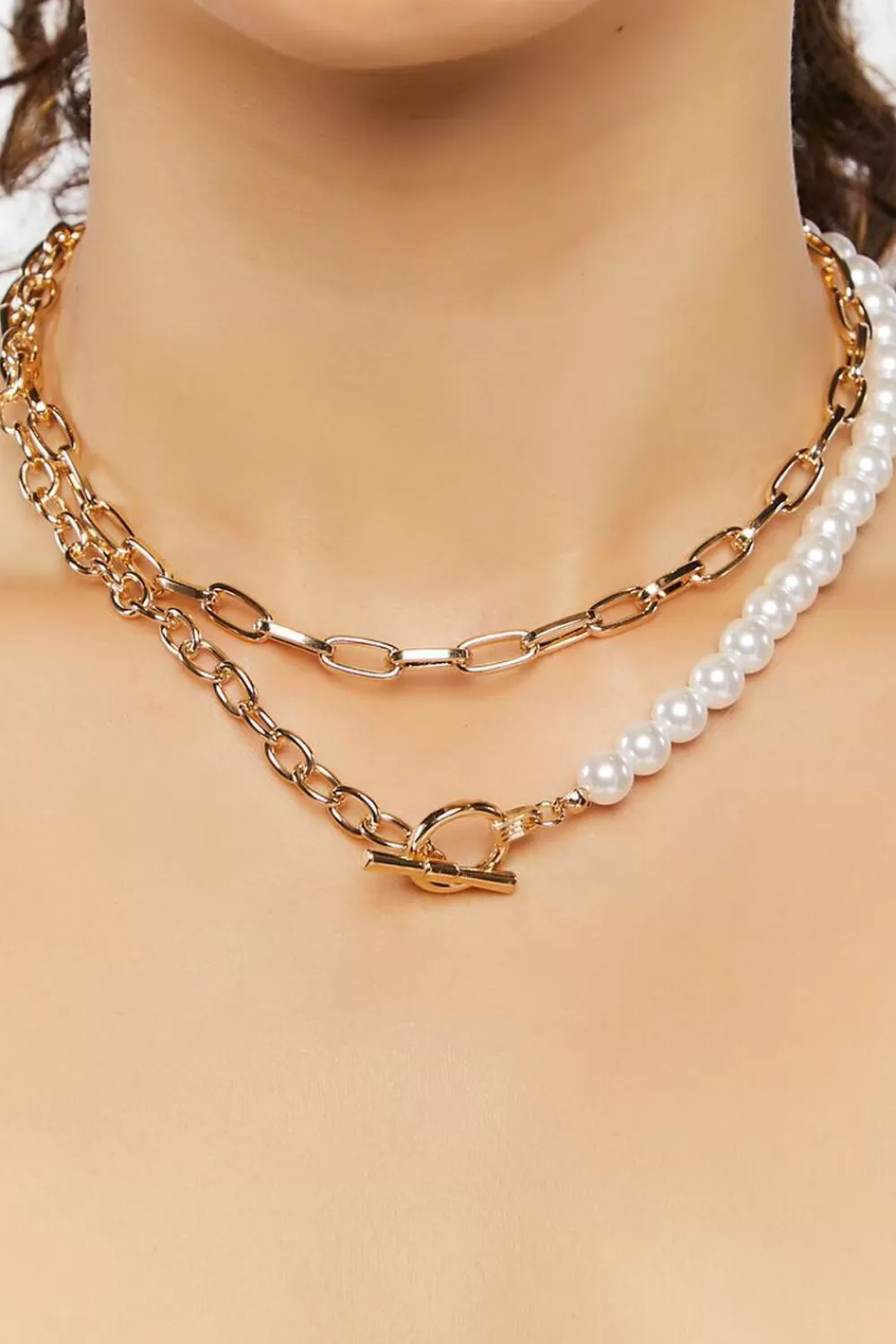 Necklaces>Forever 21 Layered Faux Pearl Chain Necklace Cream/Gold