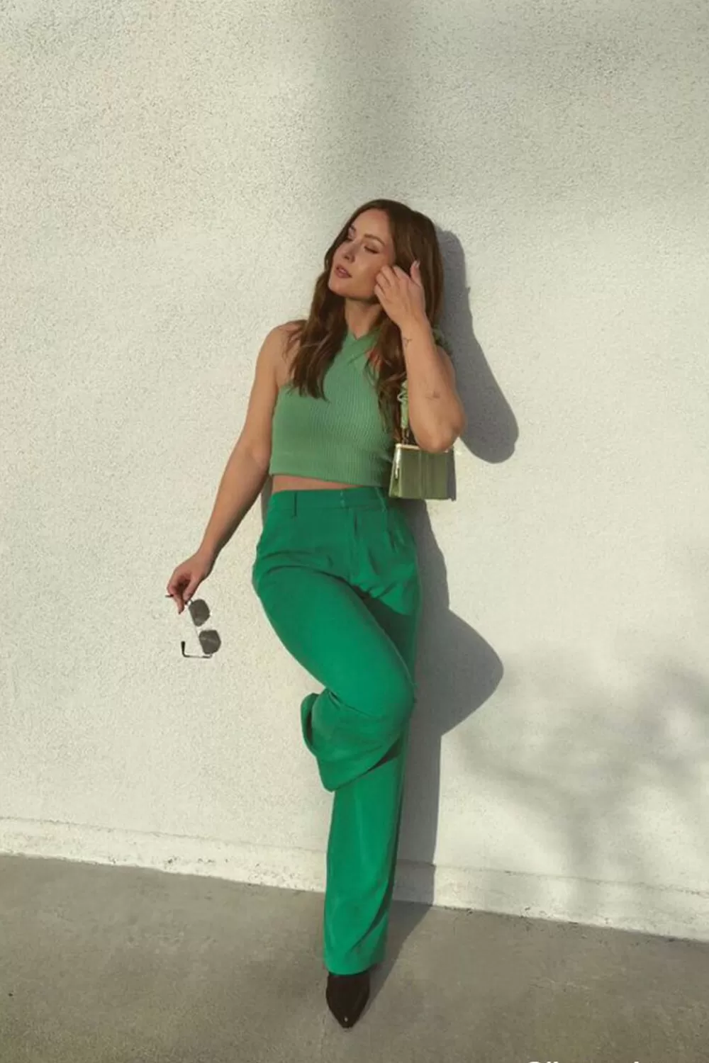 Bottoms>Forever 21 Mid-Rise Straight-Leg Trousers Green