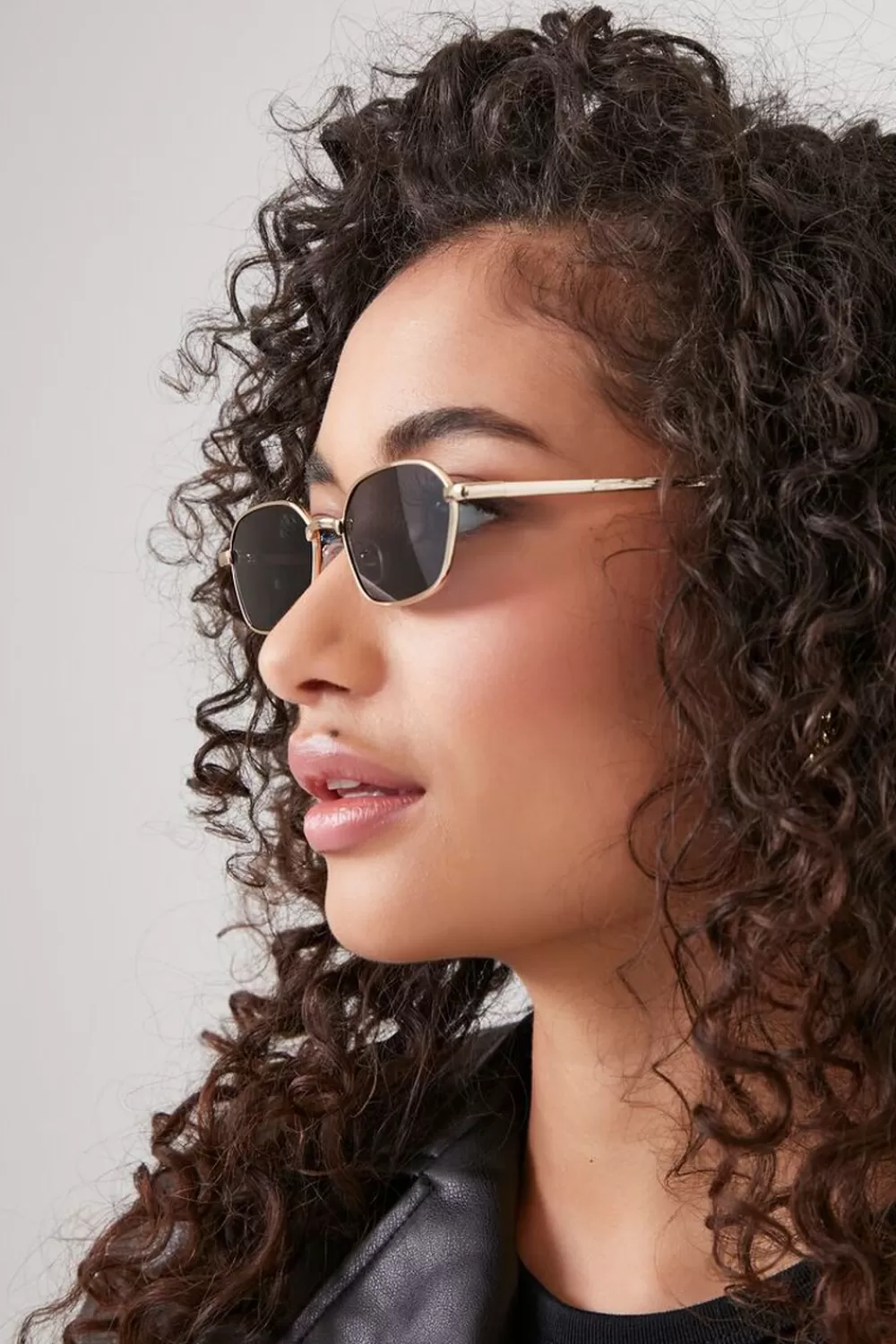 Sunglasses + Readers>Forever 21 Oval Frame Sunglasses Gold/Black