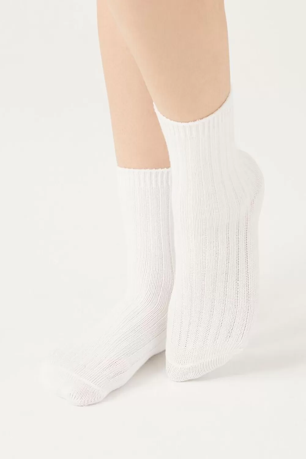 Loungewear>Forever 21 Ribbed Crew Socks Cream