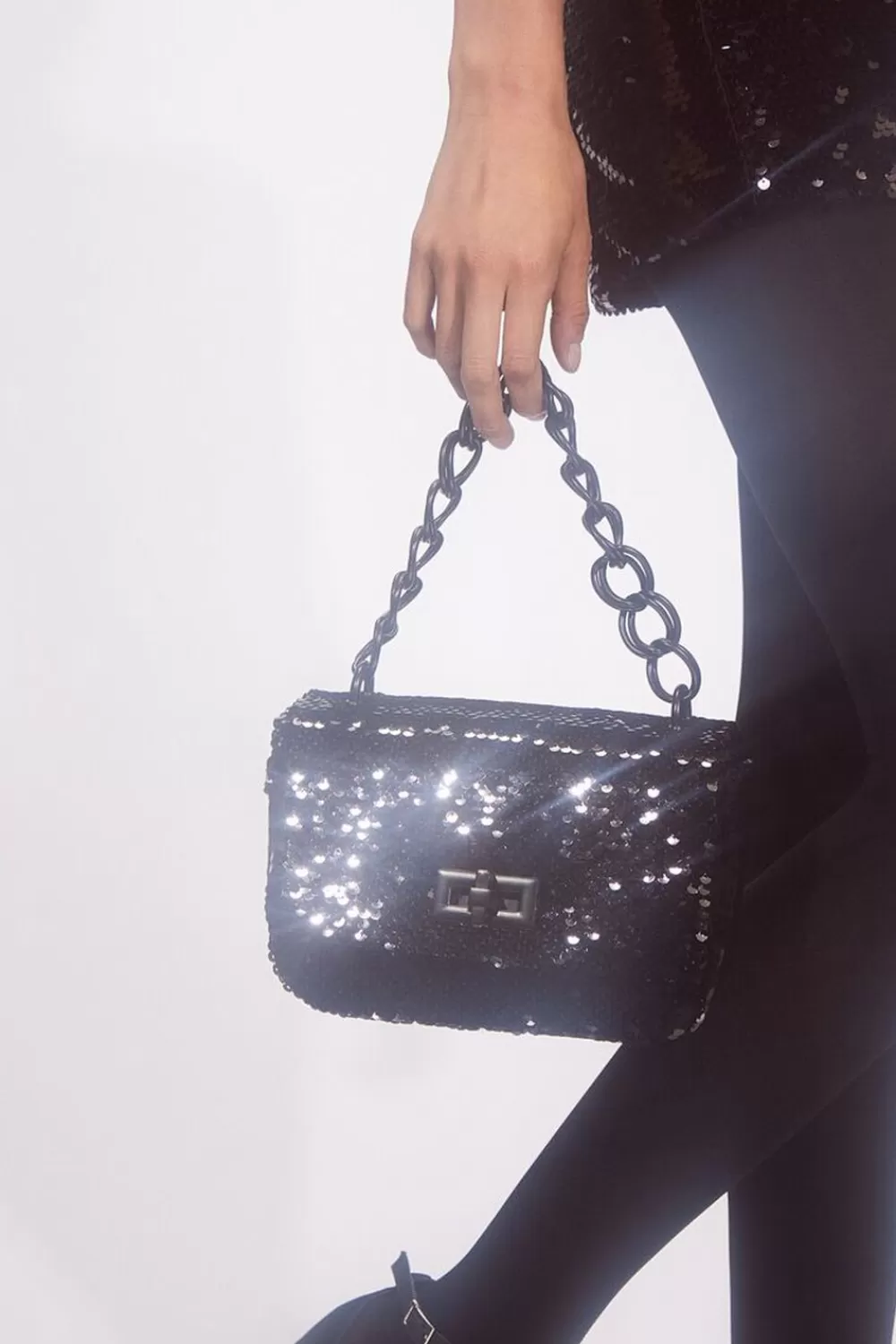 Bags + Backpacks>Forever 21 Sequin Chain Handbag Black
