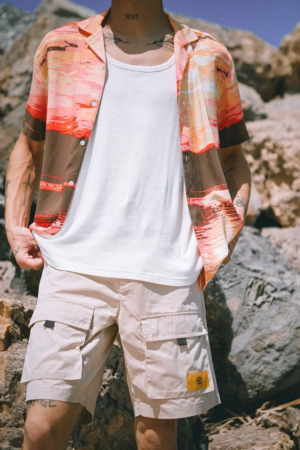 Bottoms>Forever 21 Sun Patch Graphic Cargo Shorts Taupe