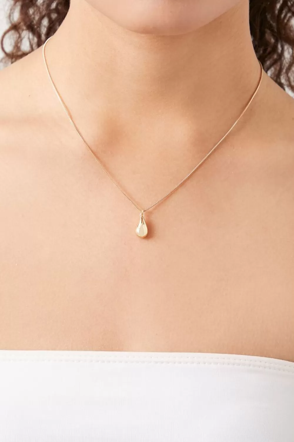 Necklaces>Forever 21 Teardrop Box Chain Necklace Gold
