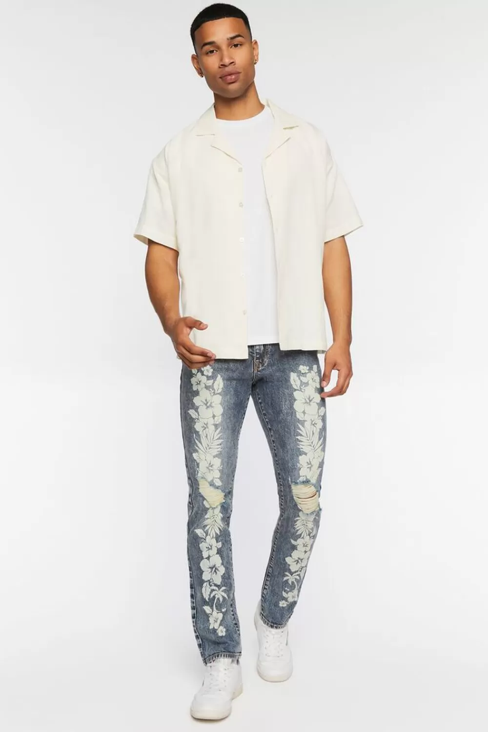 Jeans + Denim>Forever 21 Tropical Floral Distressed Slim-Fit Jeans Medium Denim