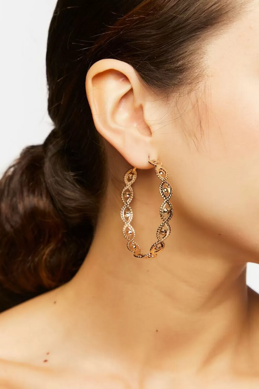 Earrings>Forever 21 Twisted Cutout Hoop Earrings Gold